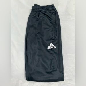 dark grey/black men’s adidas joggers